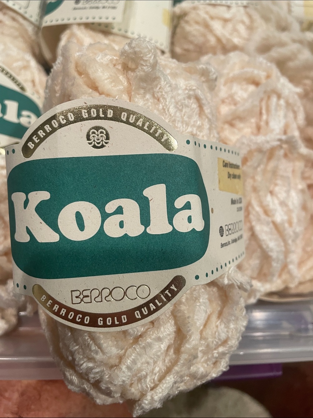 Berroco Koala Plush Cream Yarn - Soft Home Accents 35 Skiens